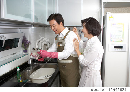 Middle-Aged Couple II_078 15965821