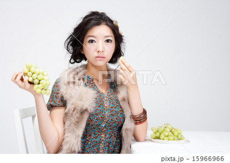 Lovely Woman_085 15966966