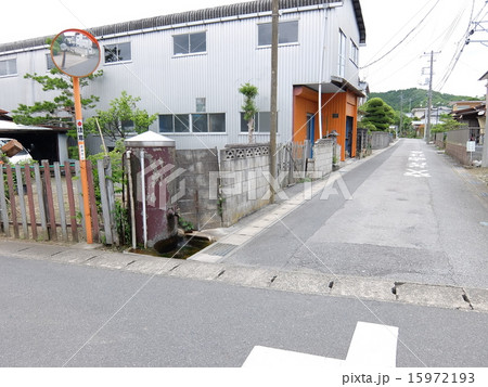 水汲み場のある街 15972193