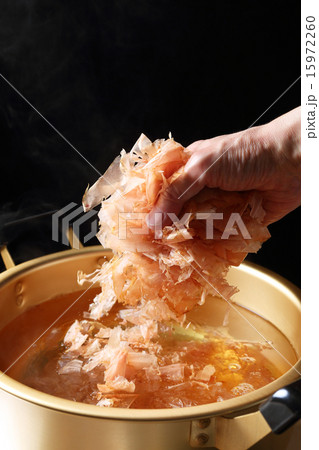 鰹節のだし 15972260