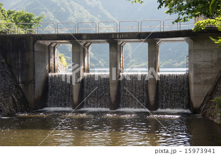 大鳥池の水門 大鳥池の水門 15973941