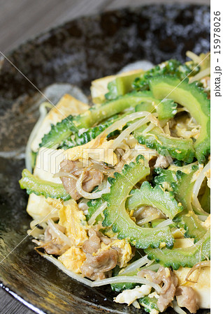 夏の料理・食材イメージ～ゴーヤーチャンプルー～ 15978026
