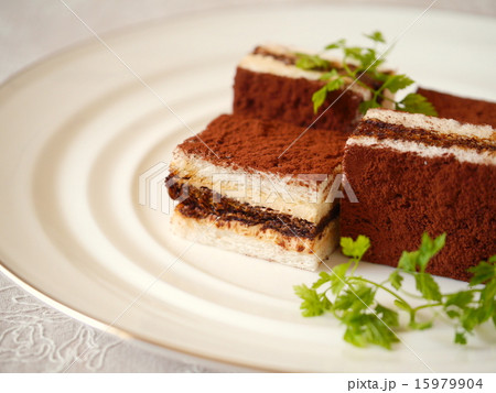 ティラミスサンドイッチ（横位置） 15979904