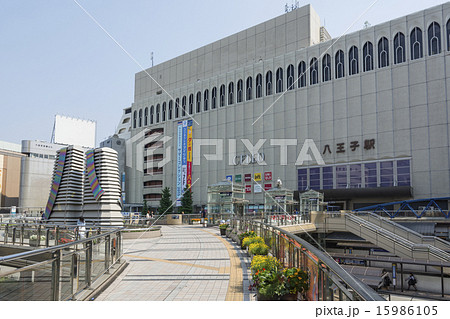 八王子駅北口ペデストリアンデッキ 15986105