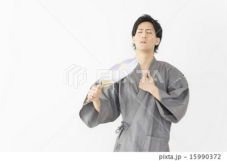 日差し 15990372