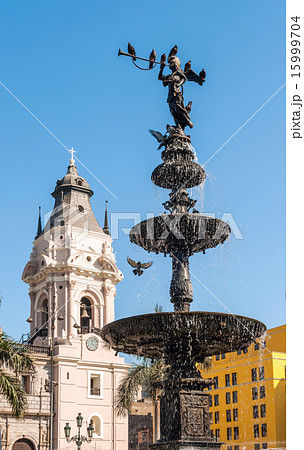 Bronze fountain and Cathedral, Plaza de Armas,Lima Bronze fountain and Cathedral, Plaza de Armas,Lima 15999704