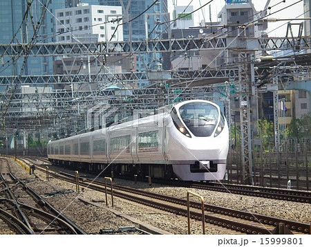 特急ひたち　ときわ　E657系　田町駅 15999801