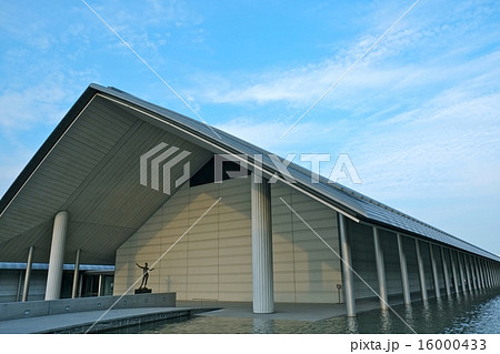 滋賀　佐川美術館 16000433