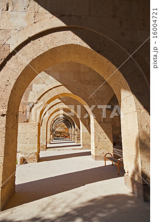 Gallery of the Sultanhani caravansary at Turkey Gallery of the Sultanhani caravansary at Turkey 16004721