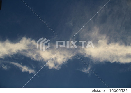 青空と白い雲 16006522