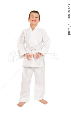 boy in white kimono 16010423