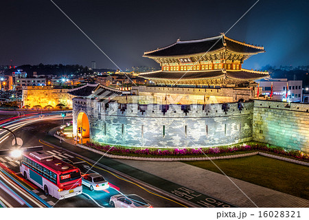 Hwaseong Fortress 16028321