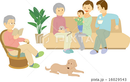 リビングで寛ぐ三世代家族 16029543