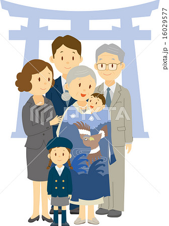 お宮参りに行く三世代家族 お宮参りに行く三世代家族 16029577