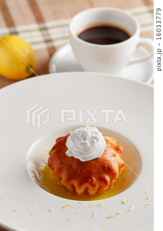 Baba based on Limoncello 16033779