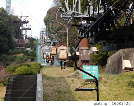 松山城のロープウェイ・リフト1 松山城のロープウェイ・リフト1 16035420