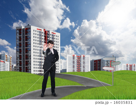 Businessman in a city 16035831