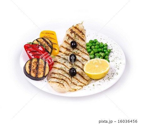Grilled seabass with vegetables 16036456