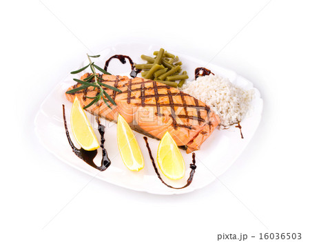 Grilled salmon Grilled salmon 16036503