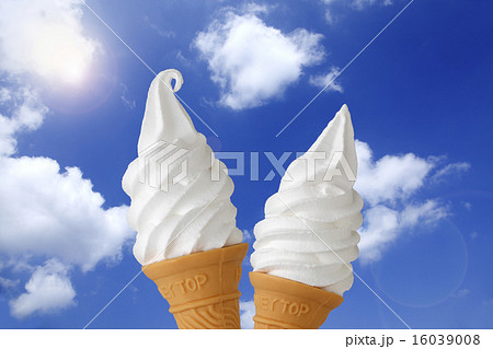青空とソフトクリーム 16039008
