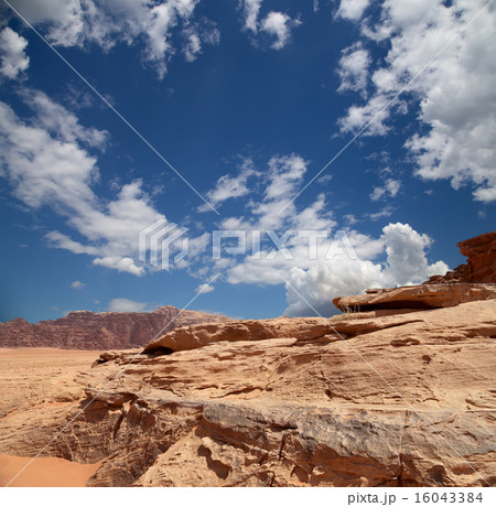 Wadi Rum Desert, Jordan 16043384