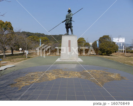 長宗我部元親初陣の像１ 16070849