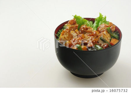 焼き鳥丼 16075732