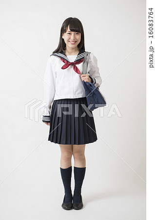 制服を着た高校生の写真素材
