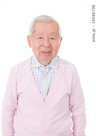 笑顔のシニア 16086796