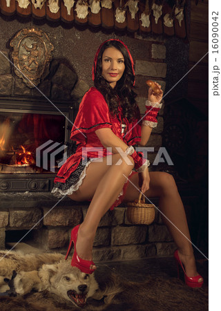 Seductive Red Riding Hood Seductive Red Riding Hood 16090042