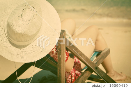 Exotic beach holiday background  16090419