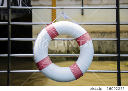 Lifebuoy on the holder 16092223