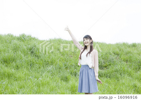 20代女性 20代女性 16096916