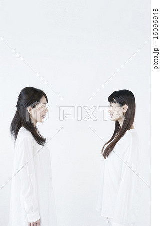 仲良し親子 16096943