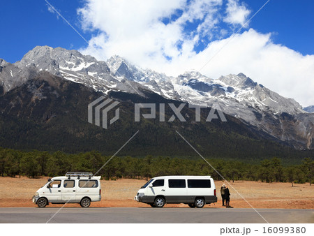 Jade dragon snow mountain Jade dragon snow mountain 16099380