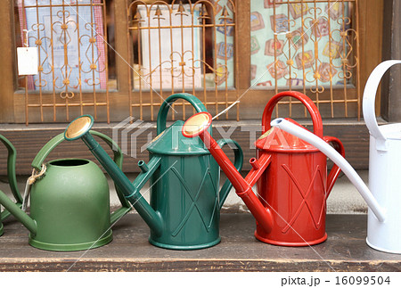 Watering cans Watering cans 16099504