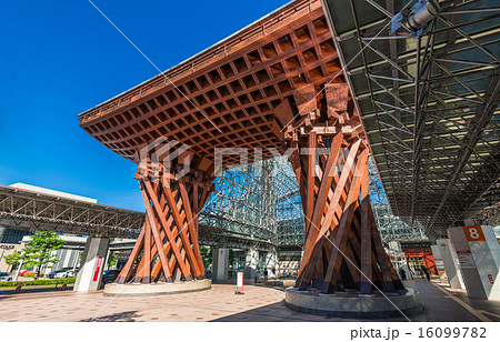 石川県 金沢駅 鼓門 石川県 金沢駅 鼓門 16099782