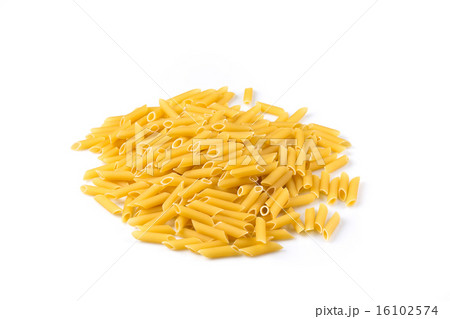 dried italian pasta 16102574
