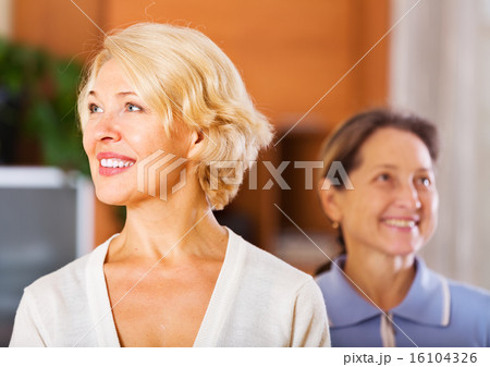 Happy mature women 16104326