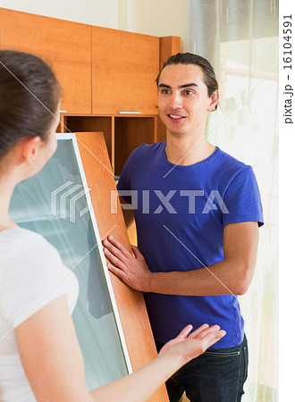 Young couple relocation furniture Young couple relocation furniture 16104591
