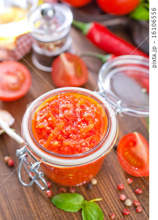 tomato sauce tomato sauce 16106556