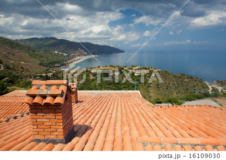 Before storm in Taormina, Sicily, Italy 16109030