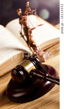 Law and justice concept, paragraph and scales 16114352