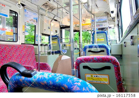 バスの車内 (1) 16117558