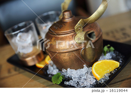 vodka cocktail in tea pot 16119044