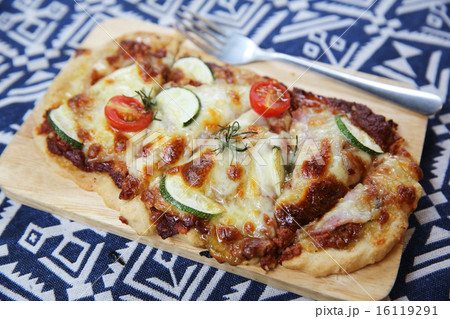 Pizza ham and mushroom Pizza ham and mushroom 16119291