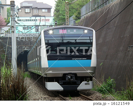 京浜東北線 E233系 北行き 洋光台駅 京浜東北線 E233系 北行き 洋光台駅 16121549