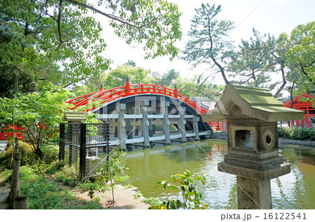 住吉大社の太鼓橋  16122541