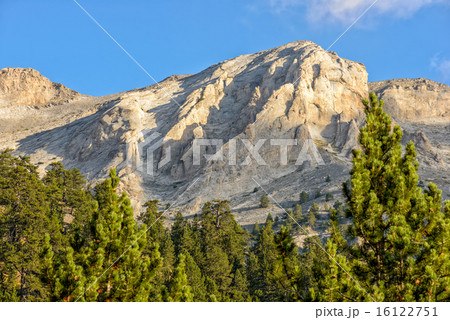 Mountain peaks of Olympus ridge in Greece Mountain peaks of Olympus ridge in Greece 16122751