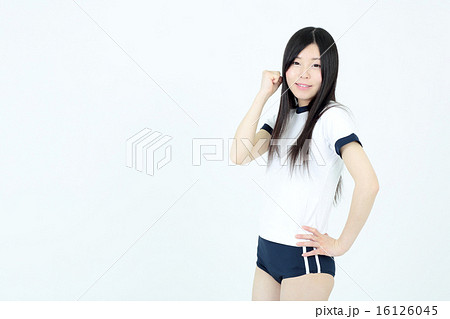 体操服の若い女性 体操服の若い女性 16126045